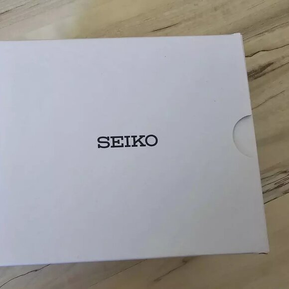 Seiko Spirit Chronograph Green Dial Stainless Steel Men's Watch - Picture 9 of 16